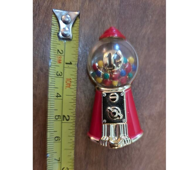 AJ Gumball Machine Brooch Bubblegum Dome Pin 2" Lucite Enamel Novelty - Picture 3 of 3